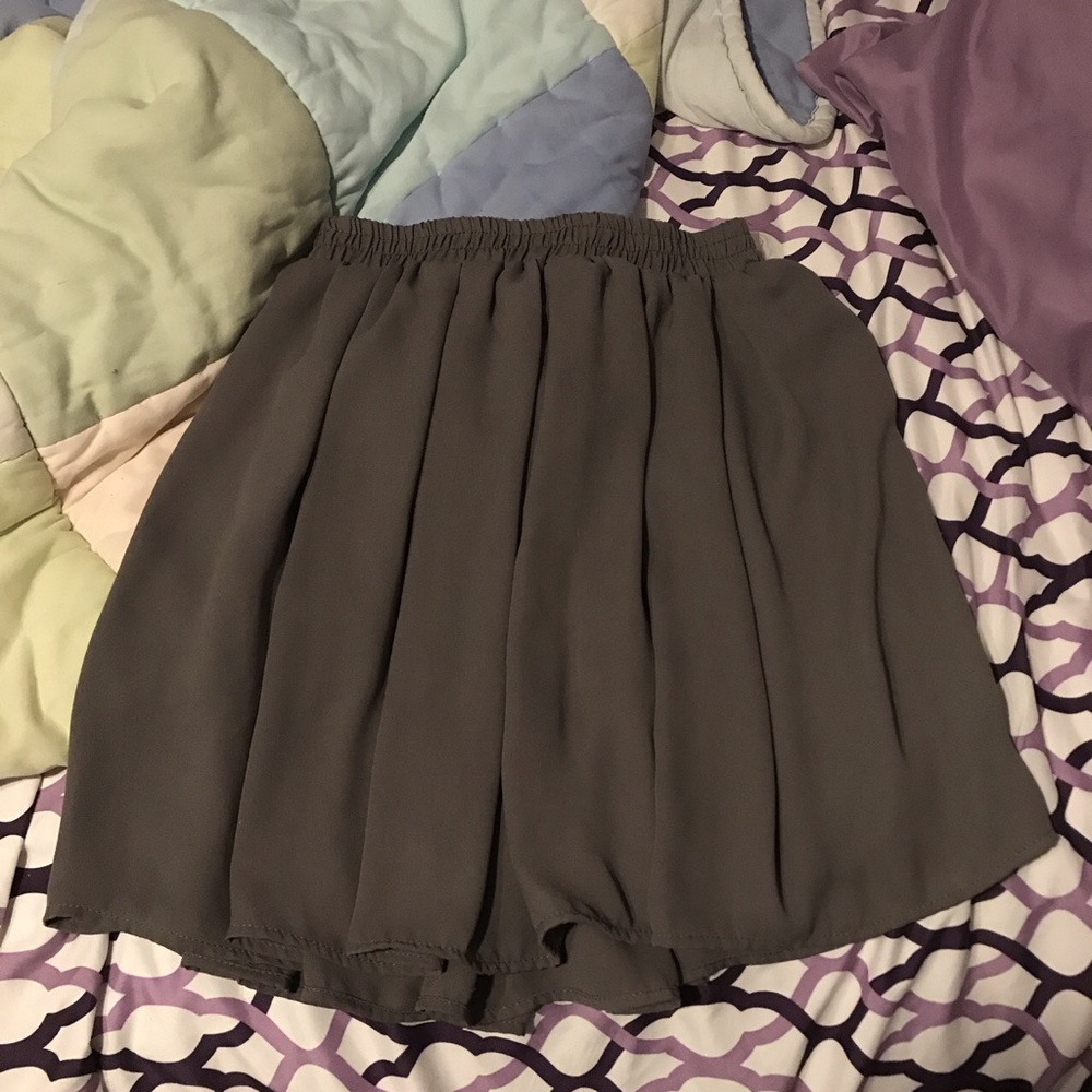dark gray brandy melville skirt